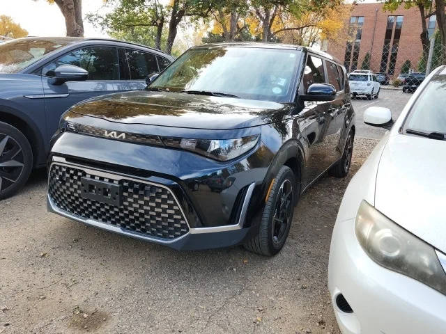 2023 Kia Soul EX FWD photo