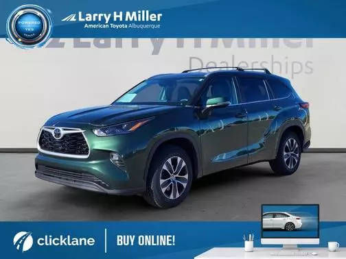 2023 Toyota Highlander XLE FWD photo