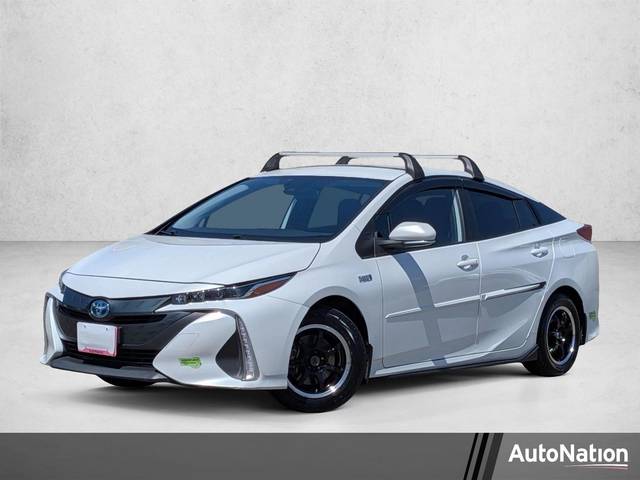 2022 Toyota Prius Prime LE FWD photo