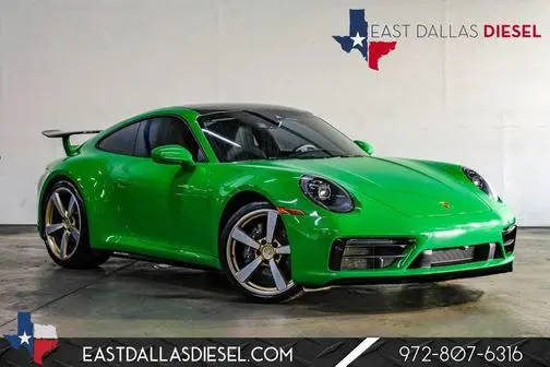 2023 Porsche 911 Carrera RWD photo