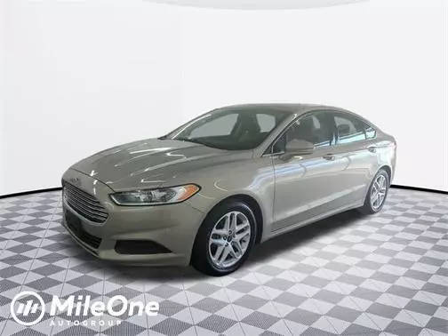 2015 Ford Fusion SE FWD photo