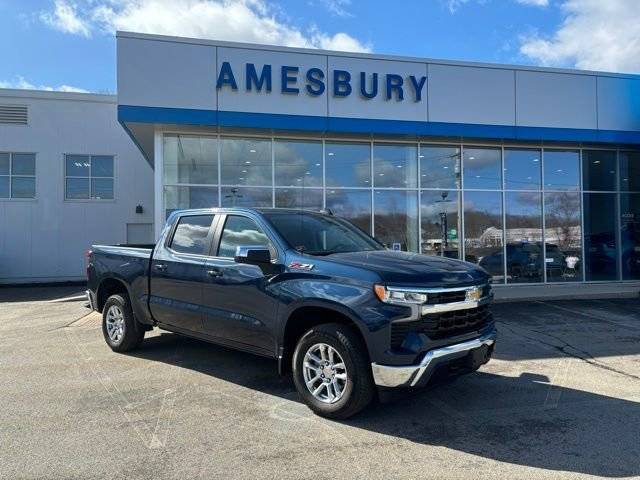 2022 Chevrolet Silverado 1500 LT 4WD photo