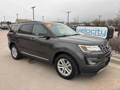2016 Ford Explorer XLT 4WD photo
