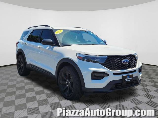 2022 Ford Explorer ST 4WD photo