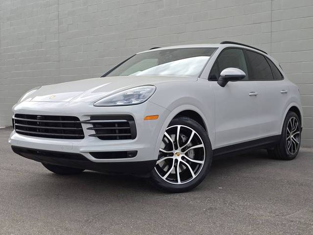 2023 Porsche Cayenne S Platinum Edition AWD photo