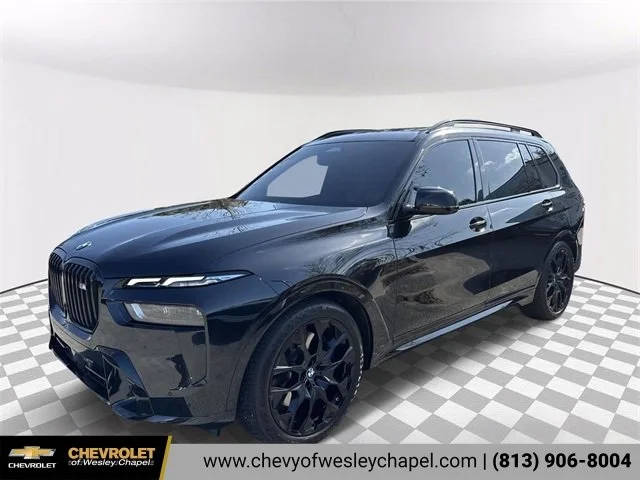 2023 BMW X7 M60i AWD photo