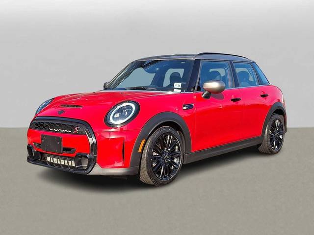 2023 MINI Hardtop 4 Door Cooper S FWD photo