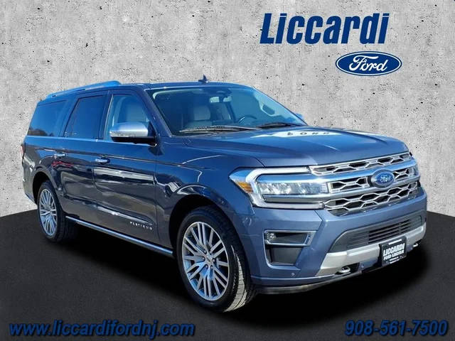 2022 Ford Expedition Max Platinum 4WD photo