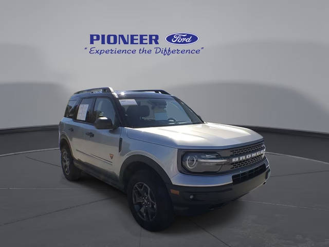 2022 Ford Bronco Sport Badlands 4WD photo