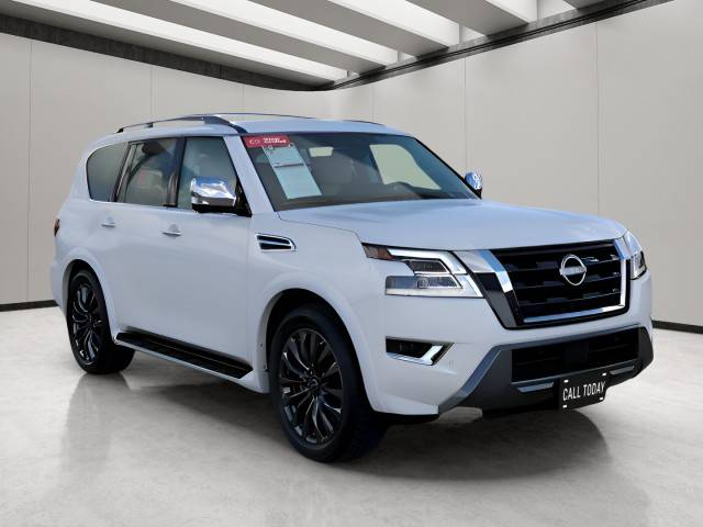 2023 Nissan Armada Platinum 4WD photo