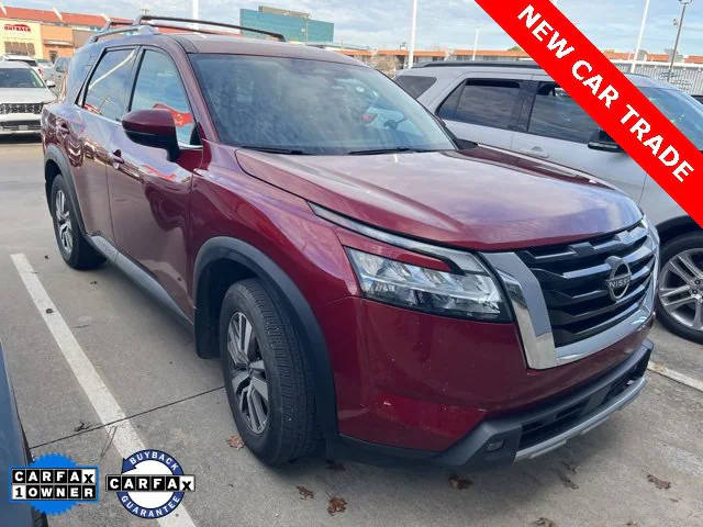 2023 Nissan Pathfinder SL 4WD photo