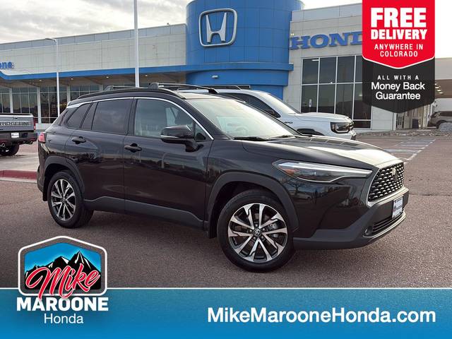 2022 Toyota Corolla Cross XLE AWD photo