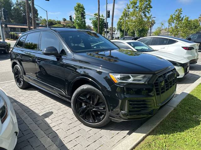 2023 Audi Q7 Premium AWD photo