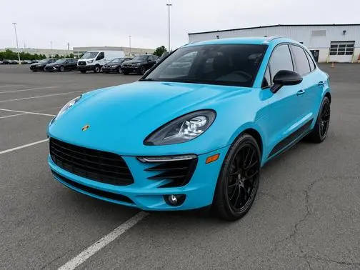 2015 Porsche Macan S AWD photo