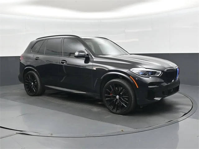 2023 BMW X5 M50i AWD photo