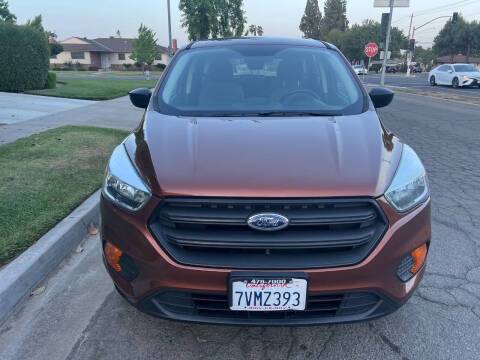 2017 Ford Escape S FWD photo