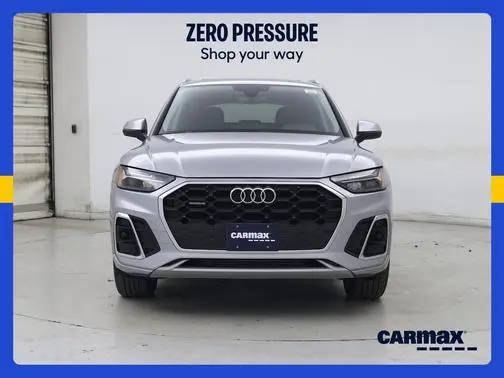 2023 Audi Q5 S line Premium AWD photo