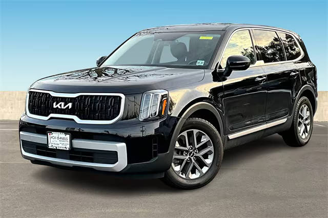 2023 Kia Telluride LX AWD photo