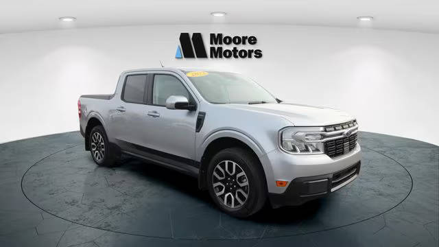 2022 Ford Maverick LARIAT AWD photo