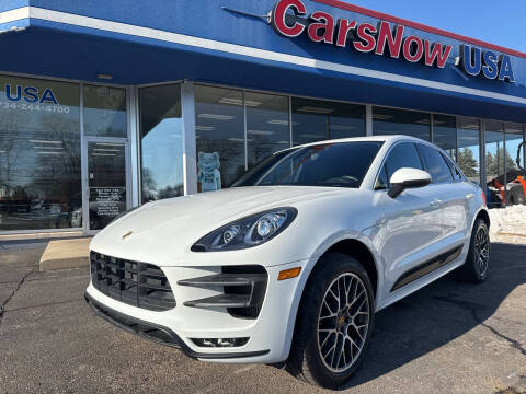 2015 Porsche Macan Turbo AWD photo
