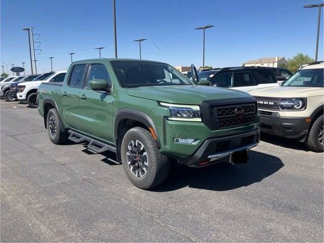 2023 Nissan Frontier PRO-4X 4WD photo