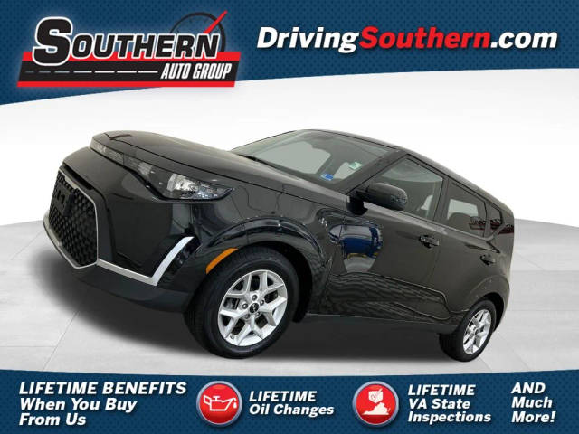 2023 Kia Soul LX FWD photo