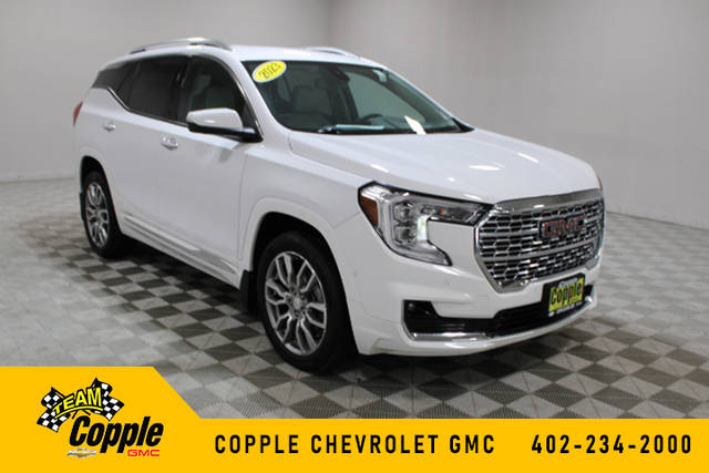 2023 GMC Terrain Denali AWD photo