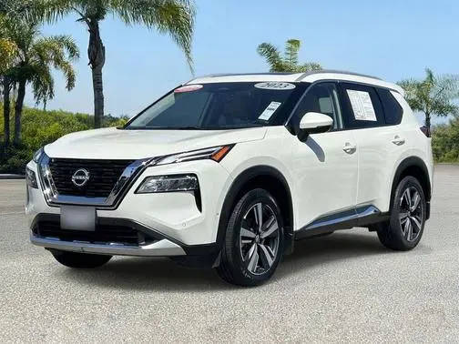 2023 Nissan Rogue Platinum FWD photo