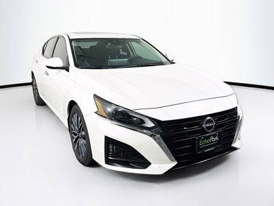 2023 Nissan Altima 2.5 SV FWD photo