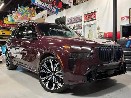 2023 BMW X7 M60i AWD photo