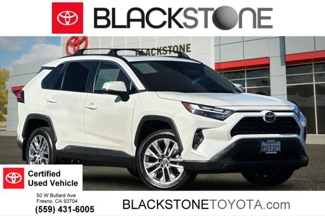 2022 Toyota RAV4 XLE Premium FWD photo