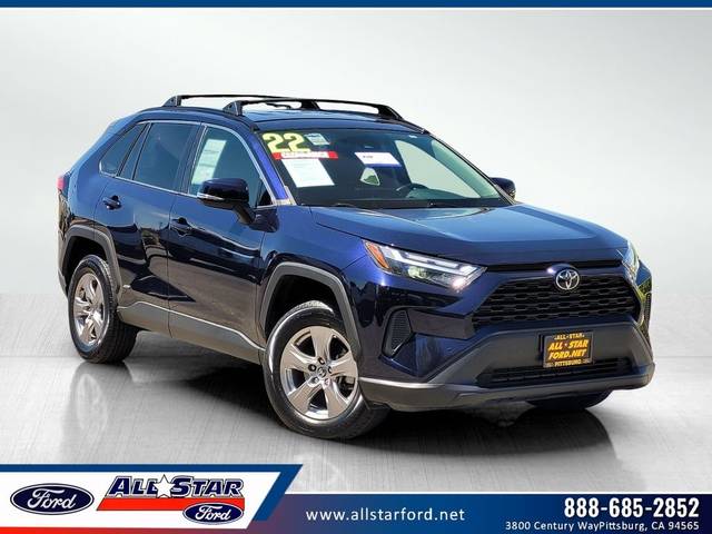 2022 Toyota RAV4 XLE AWD photo