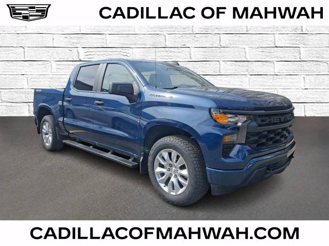 2022 Chevrolet Silverado 1500 Custom 4WD photo