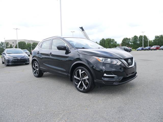 2022 Nissan Rogue Sport SL AWD photo