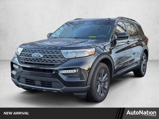 2022 Ford Explorer XLT 4WD photo