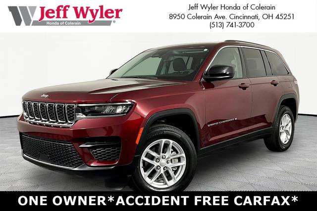 2023 Jeep Grand Cherokee Laredo 4WD photo