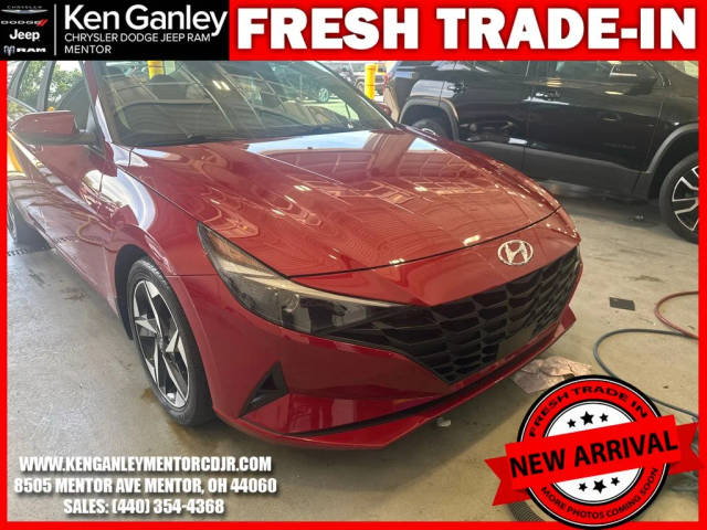 2023 Hyundai Elantra SEL FWD photo
