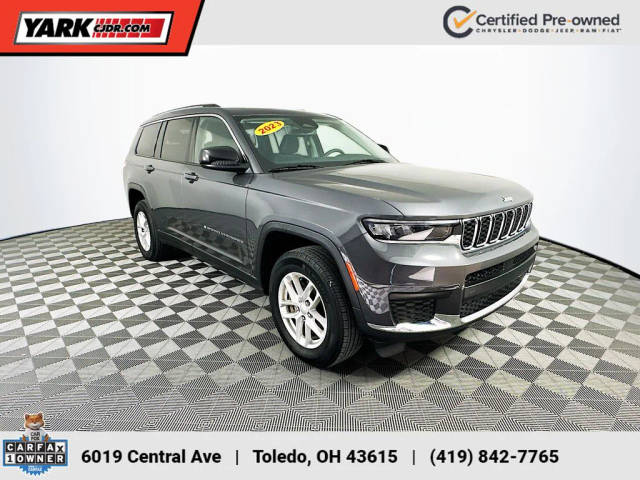 2023 Jeep Grand Cherokee L Laredo 4WD photo