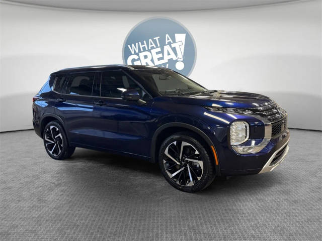 2023 Mitsubishi Outlander SEL AWD photo
