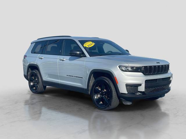 2023 Jeep Grand Cherokee L Altitude 4WD photo