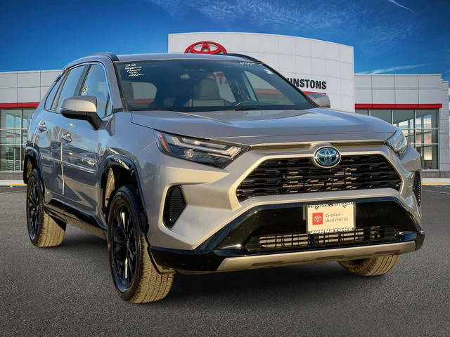 2022 Toyota RAV4 Hybrid SE AWD photo