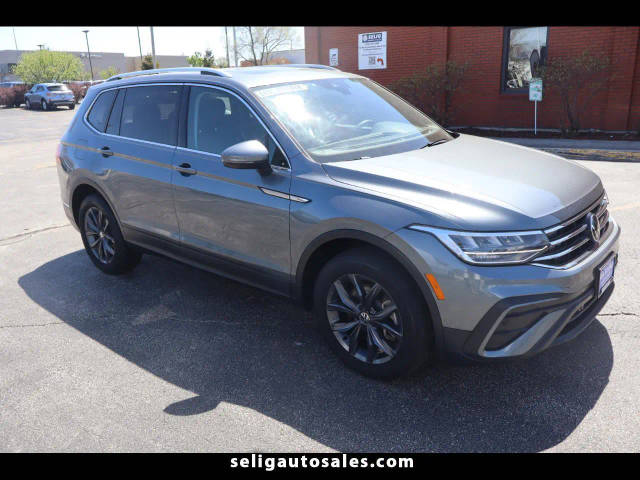 2023 Volkswagen Tiguan SE AWD photo