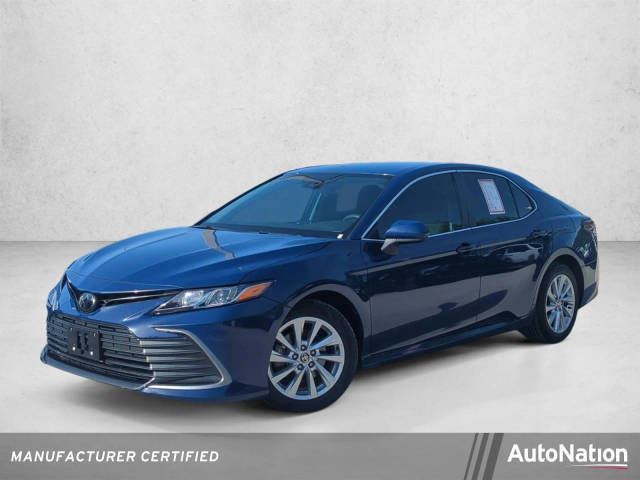 2023 Toyota Camry LE FWD photo