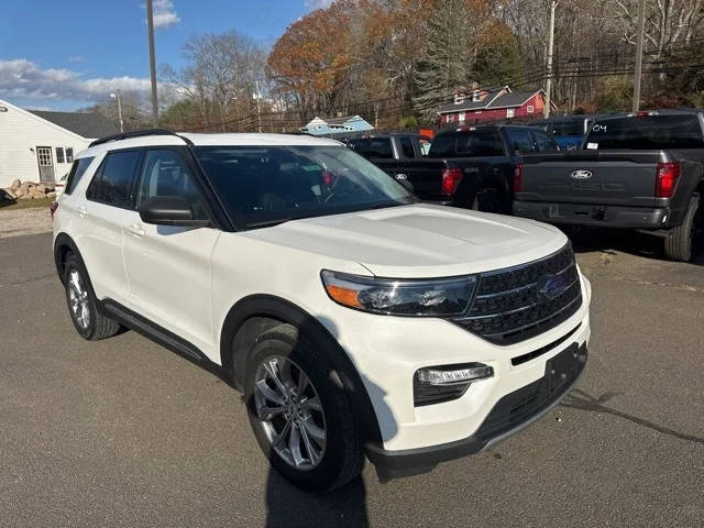 2022 Ford Explorer XLT 4WD photo