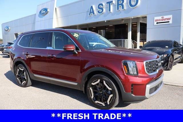 2023 Kia Telluride S FWD photo