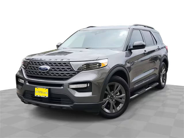 2022 Ford Explorer XLT RWD photo