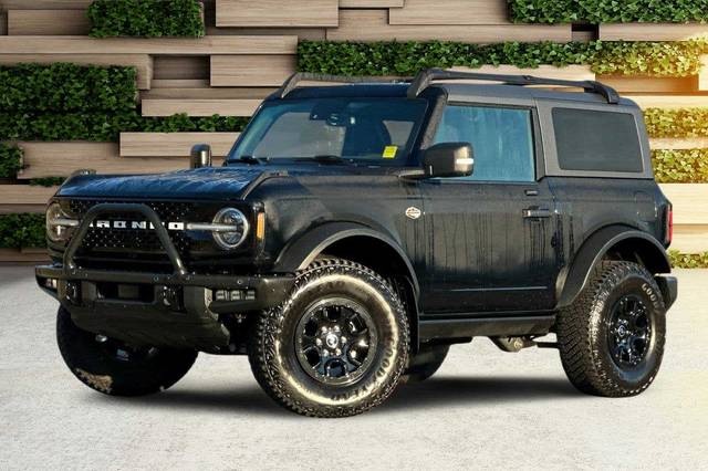 2022 Ford Bronco 2 Door Wildtrak 4WD photo