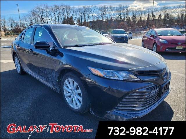 2019 Toyota Camry LE FWD photo