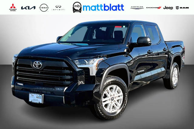 2023 Toyota Tundra SR5 4WD photo
