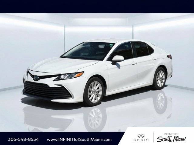 2023 Toyota Camry LE FWD photo
